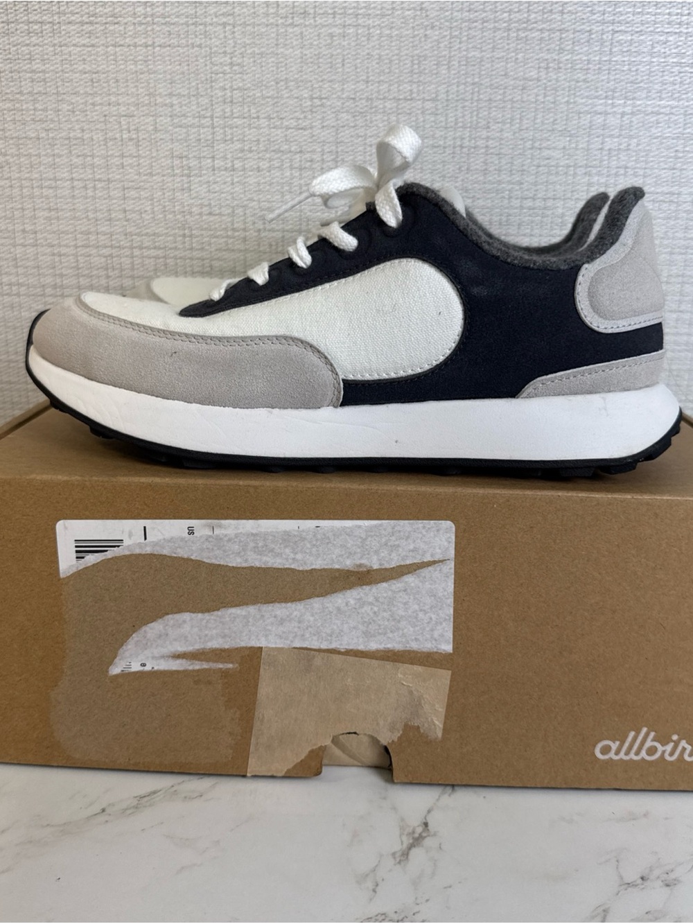 Allbirds Mens 8 Varsity Shoes Retro Memory Foam All Day Comfort EUC